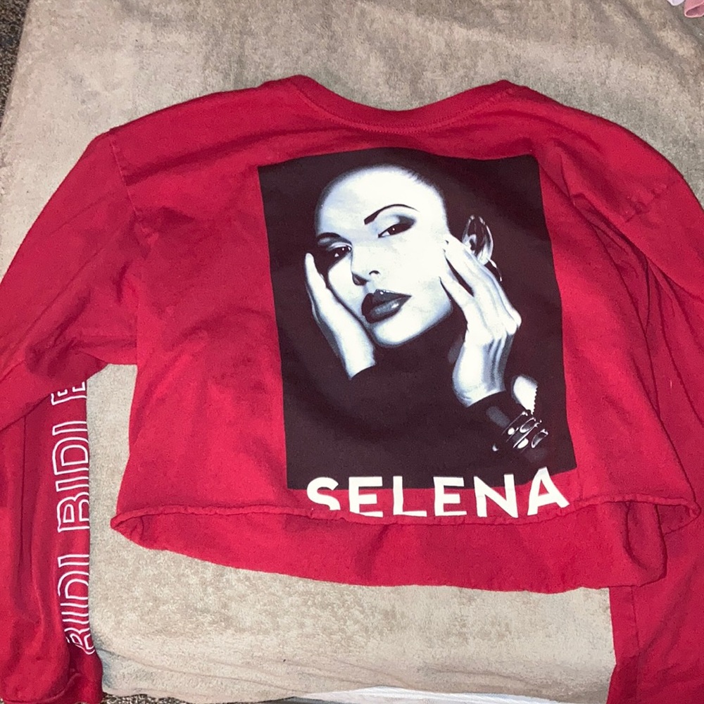 Long sleeve crop top